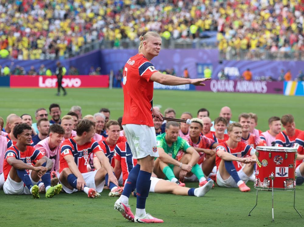 Norway oust Brazil to set up England World Cup quarter-final