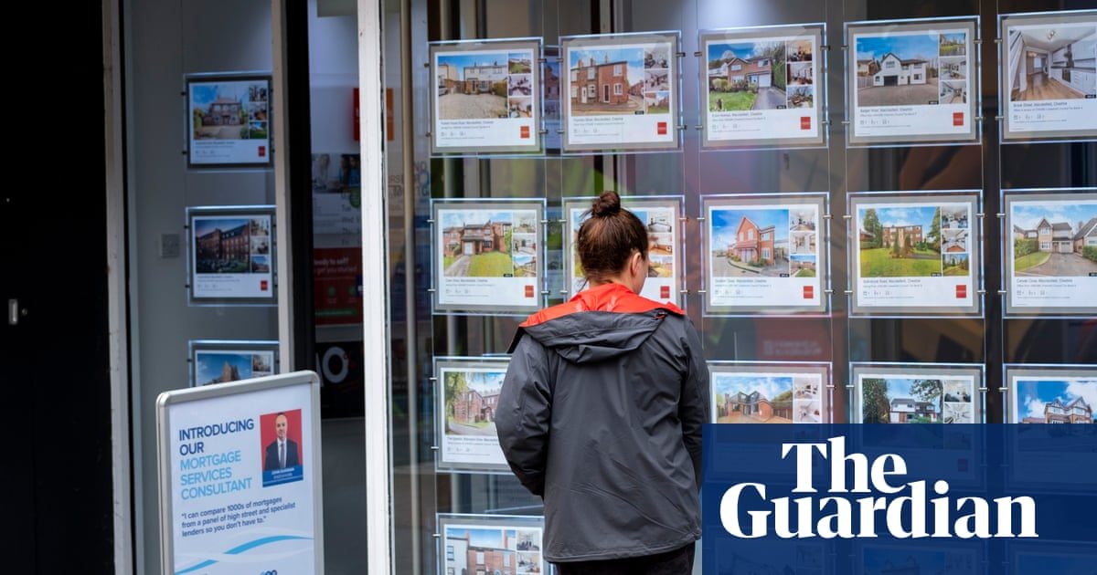 UK property prices carry £40,000 premium near top state schools