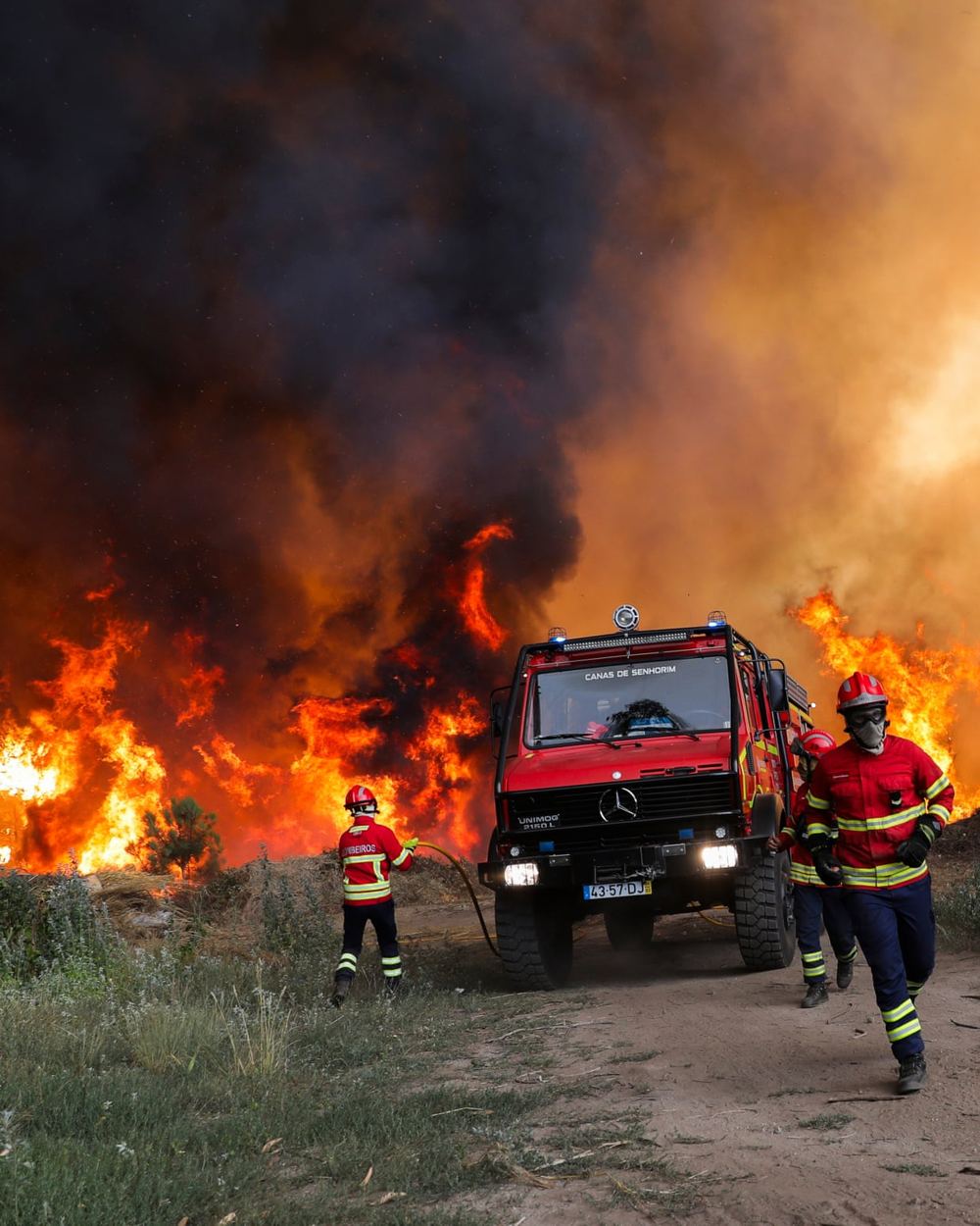 Simultaneous wildfires push European emergency services to the brink