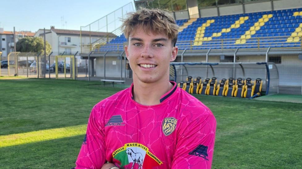 How teenage keeper's van trip around Europe ended with new club