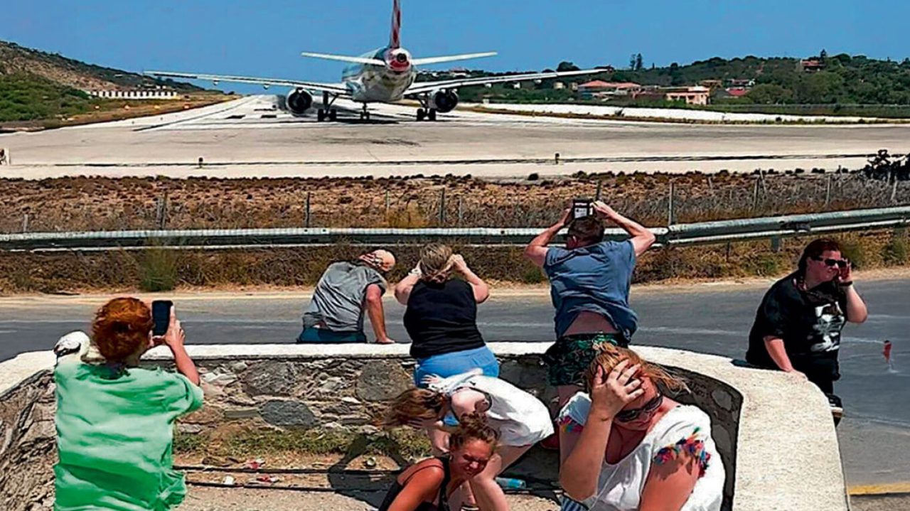 Global trend for online fame puts lives at risk across Greece