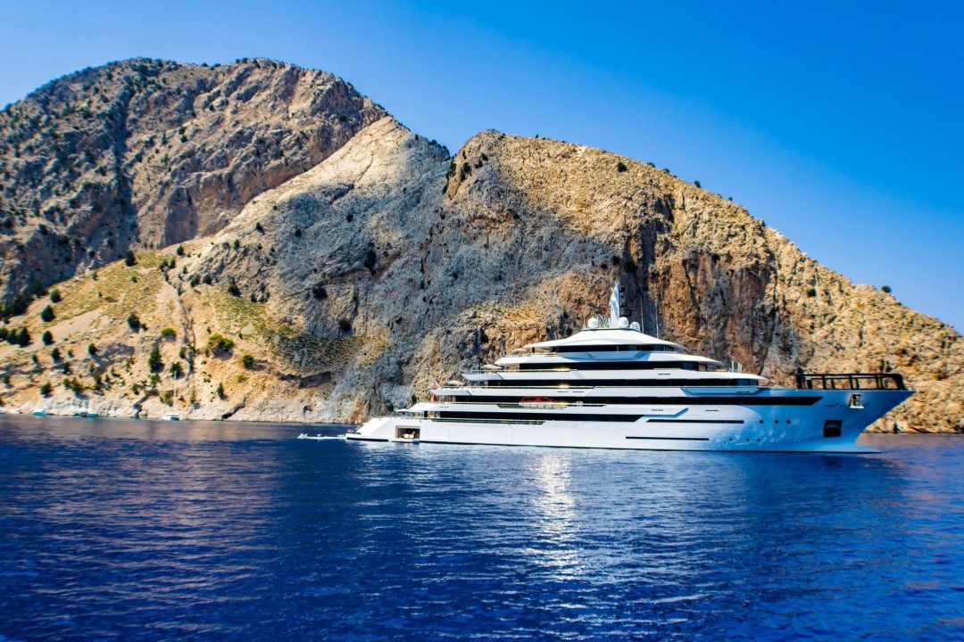 Wealthy Tourists Dodge EU's Crowds on Luxury Yachts