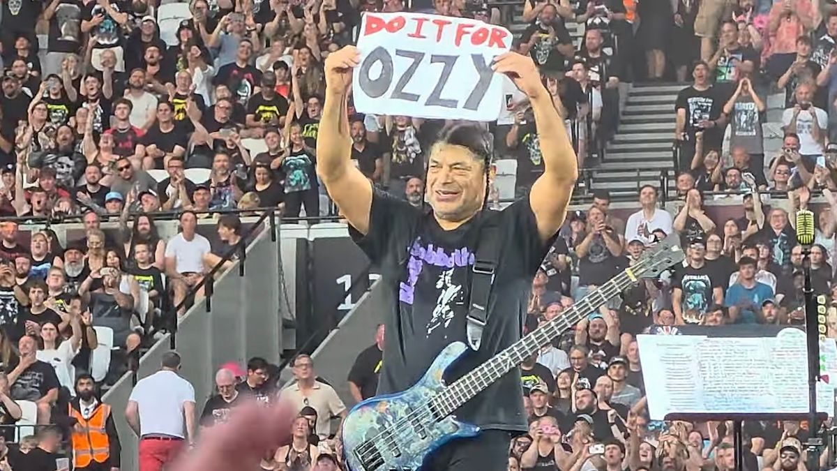Metallica Honor Black Sabbath at Final Show of Long-Running “M72 World Tour”: Watch