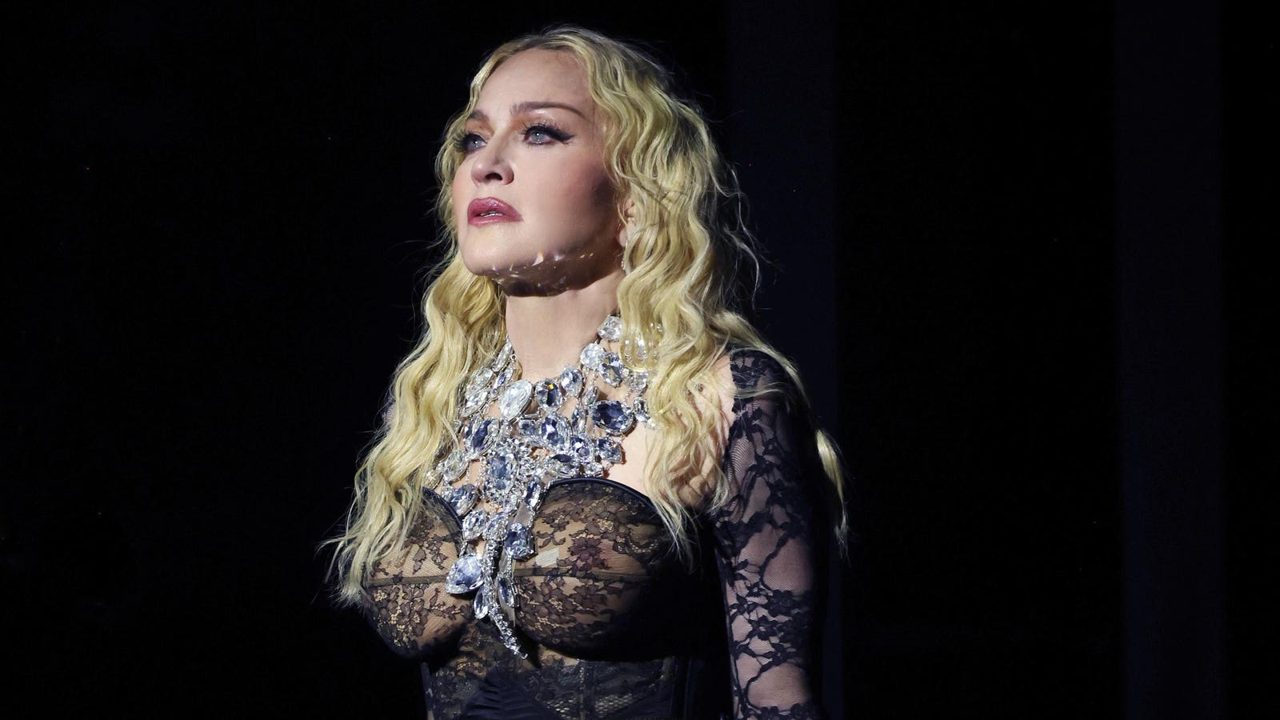 Madonna Ties Elvis Presley’s Chart Record