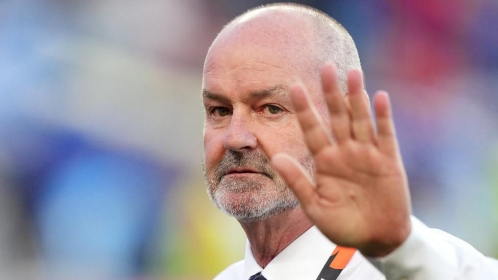 'Bye-bye, Scotland' - Clarke's leaving letter to Tartan Army