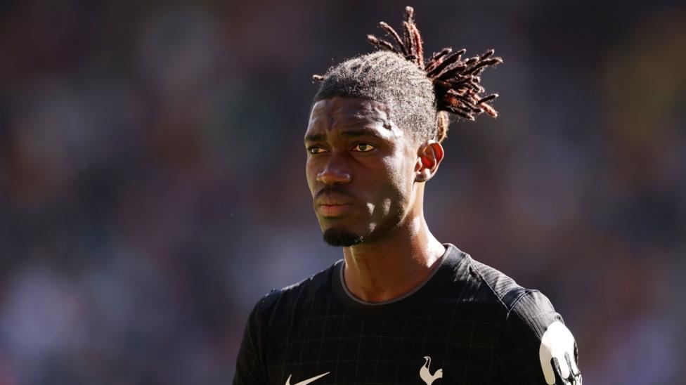 Ex-Tottenham midfielder Bissouma set to join Ajax