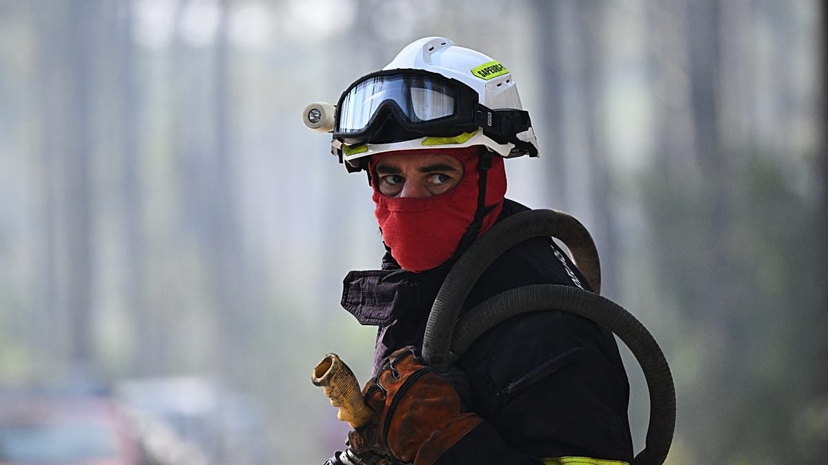 French wildfires threaten defence sites and hit regional economy