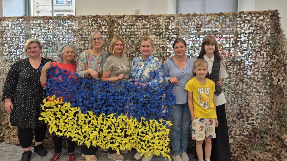 The Glasgow weavers helping the fight to defend Ukraine