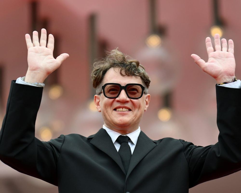 Russian director refuses to denounce lead actor despite criticism from Ukraine