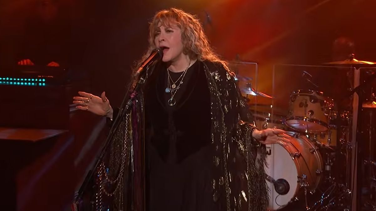 Stevie Nicks Delivers Powerful Performance of “Stand Back” on Kimmel: Watch