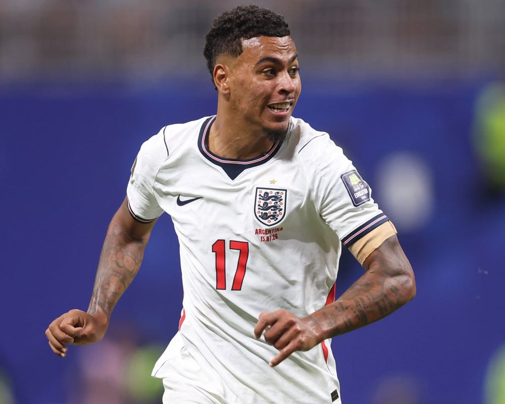 Chelsea funds record £117m Rogers deal through player sales