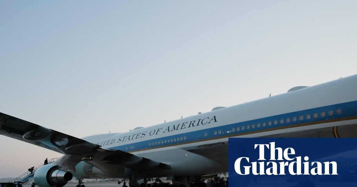 Trump switches back to flying on older Air Force One for England trip instead of new Qatari jet
