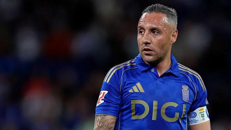 Former Arsenal midfielder Cazorla retires at 41
