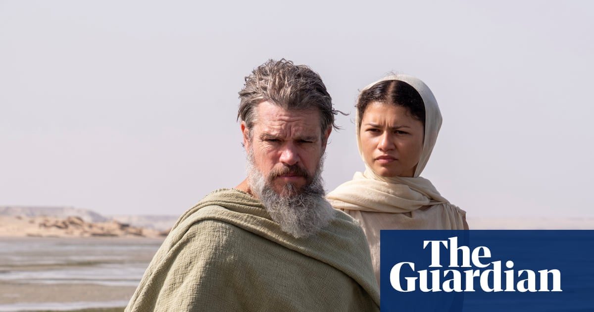 Film fans fly to Australia for Nolan's analogue Odyssey
