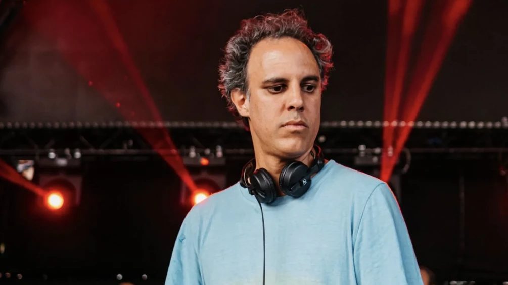 Four Tet surprise drops new eight-track album under Wingdings moniker