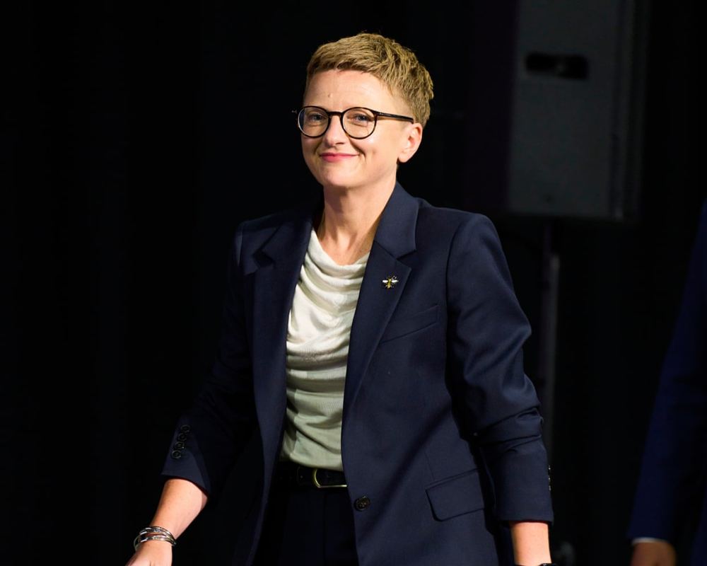 Labour holds Greater Manchester mayoralty in decisive byelection victory