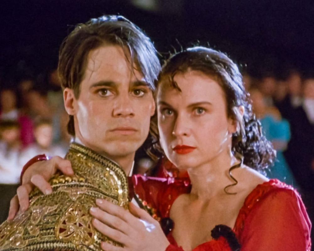 Strictly Ballroom review, Baz Luhrmann’s dizzying, dance-tastic swirl of fun is a classic ugly-duckling tale