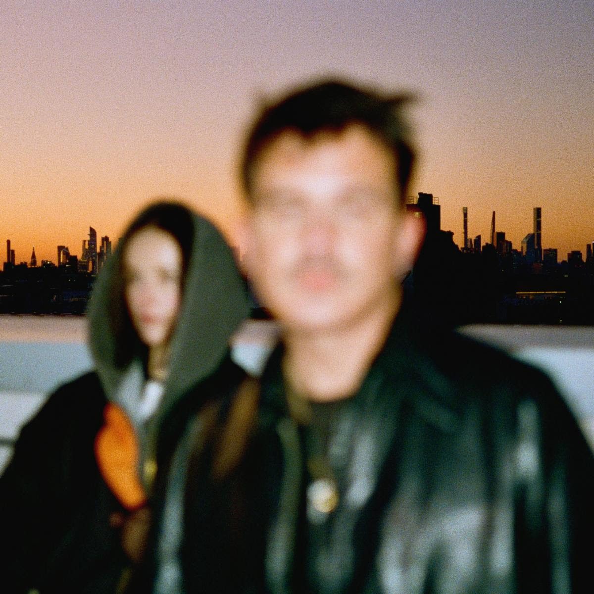 Ela Minus & Nick León Announce New EP qué les pasó a mis amigos?: Hear “espiral”