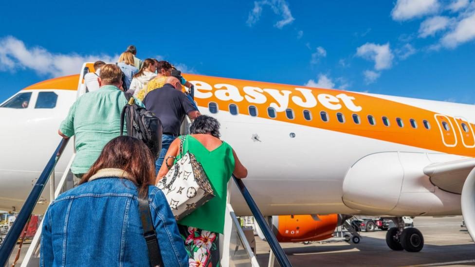 EasyJet agrees 'in principle' to £5.2bn takeover deal
