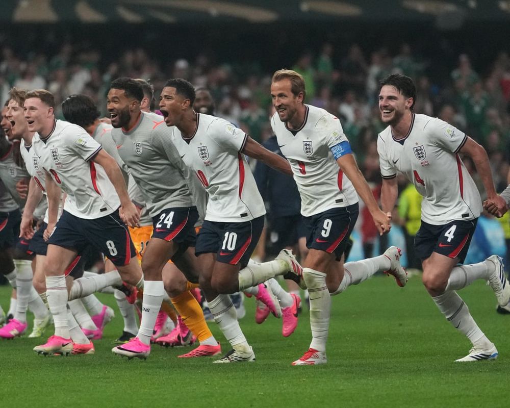 England survive Azteca test to reach World Cup quarter-final