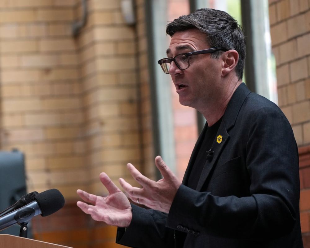 Burnham Gaza apology aims to repair Labour's fractured coalition