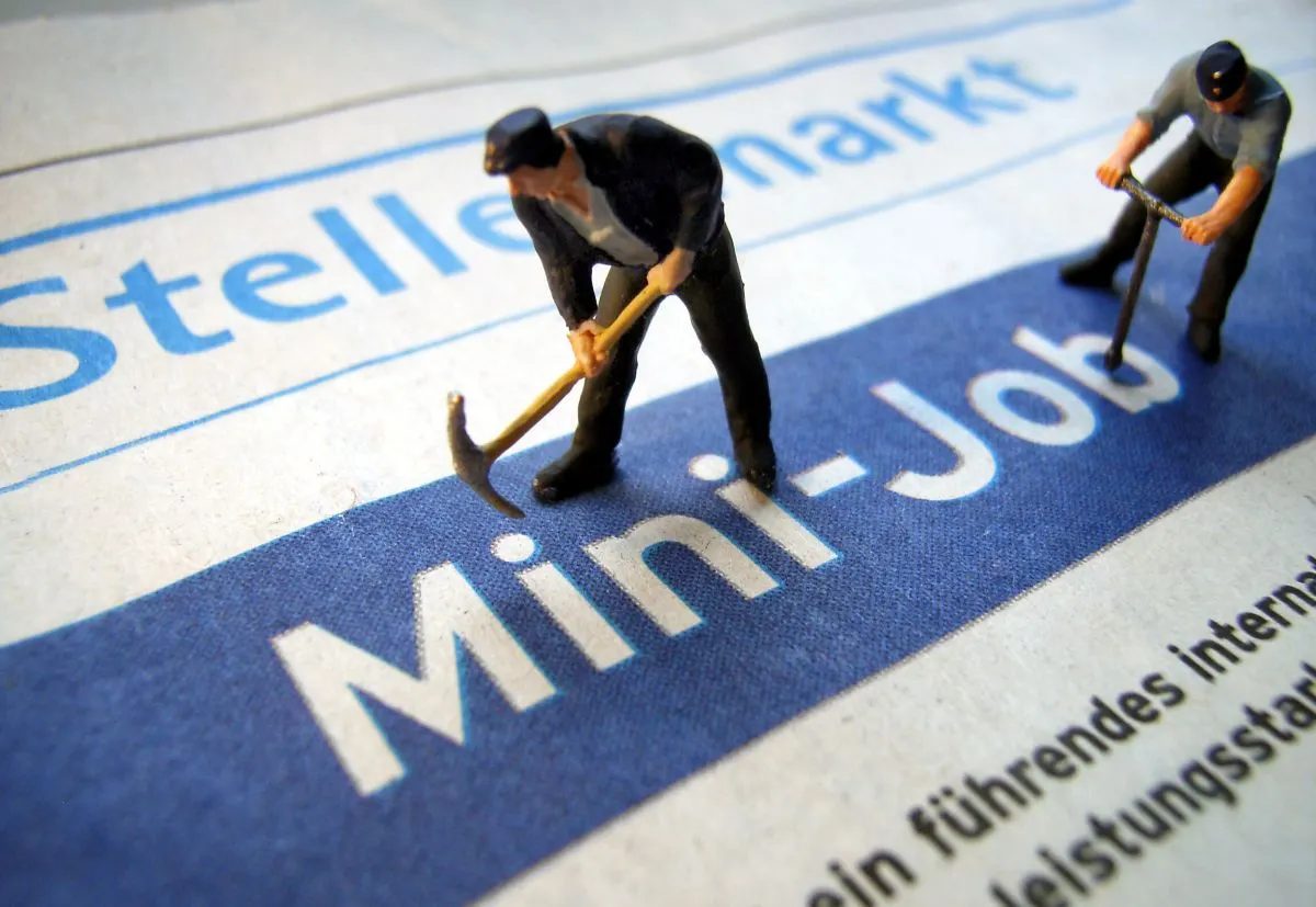 Will Germany scrap the 'mini-job'?