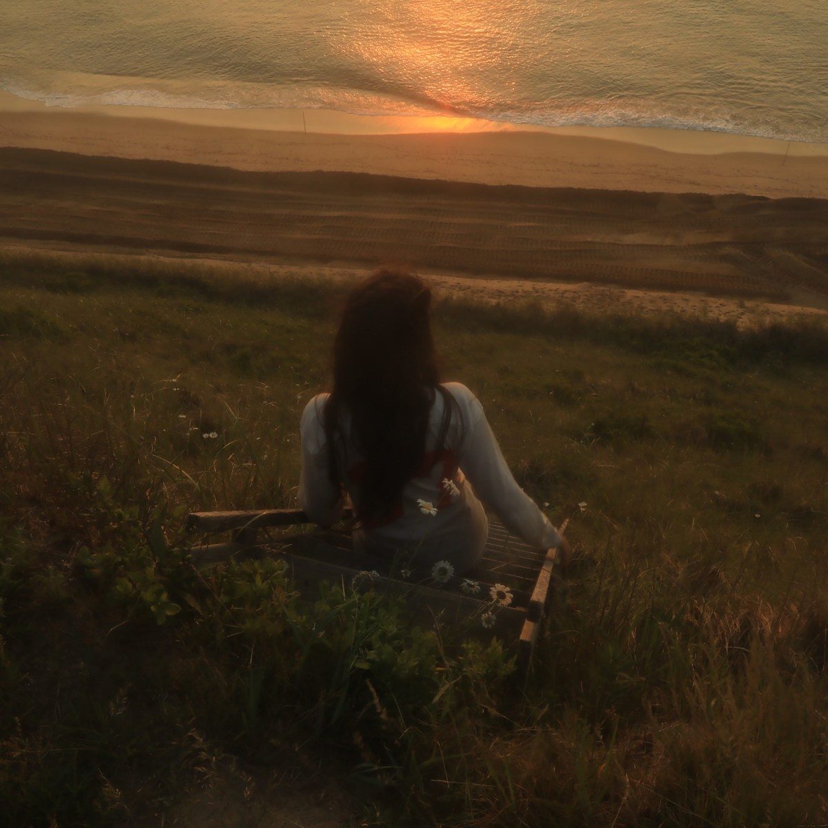 Madi Diaz Announces Fatal Optimist (UN-unplugged) Feat. Lucy Dacus & August Ponthier: Hear “This is How A Woman Leaves”