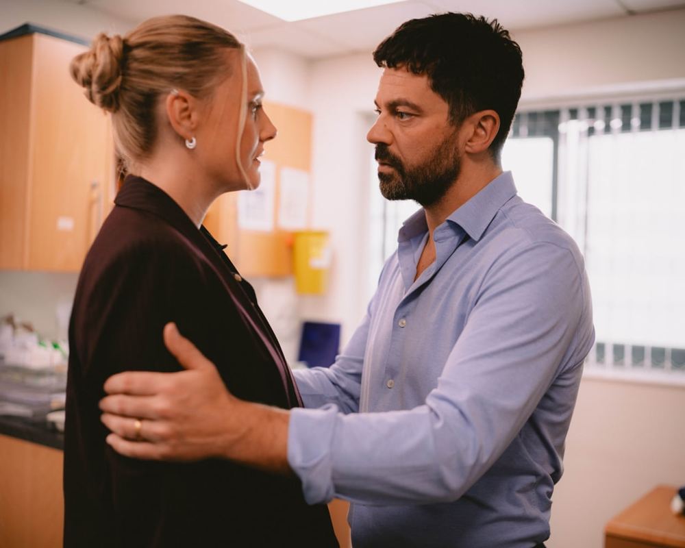 TV tonight: a horny drama stuffed with sex in a car, toilet and … city farm
