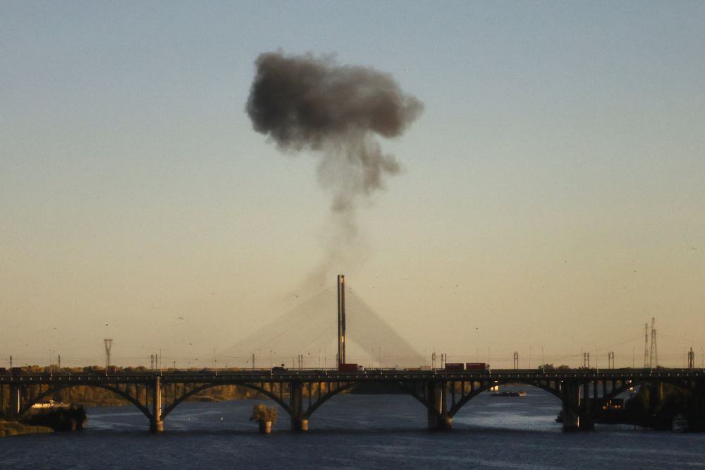 Russia ramps up attacks on Kyiv infrastructure as U.S. makes fresh push for peace talks