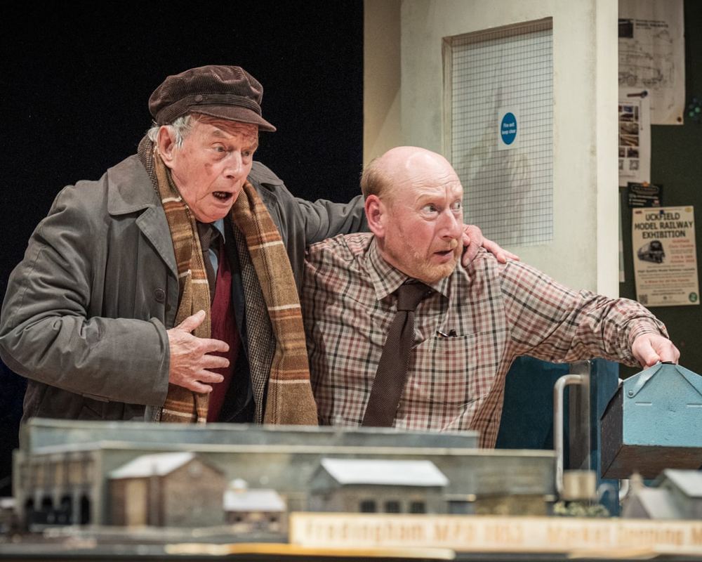 The Market Deeping Model Railway Club review, the absurdities of British life in miniature
