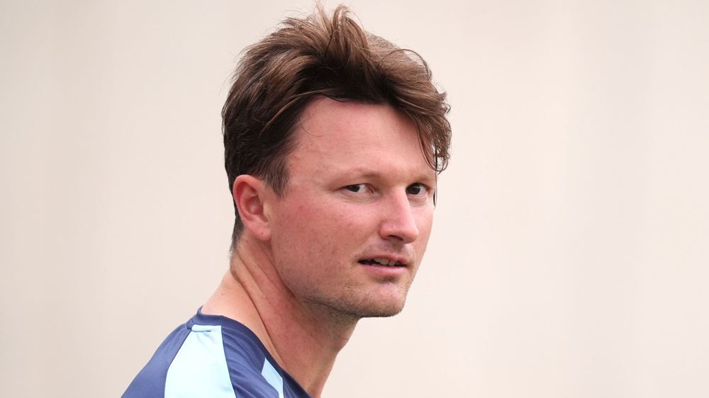 England hand debut to Donald in first T20 against Sri Lanka