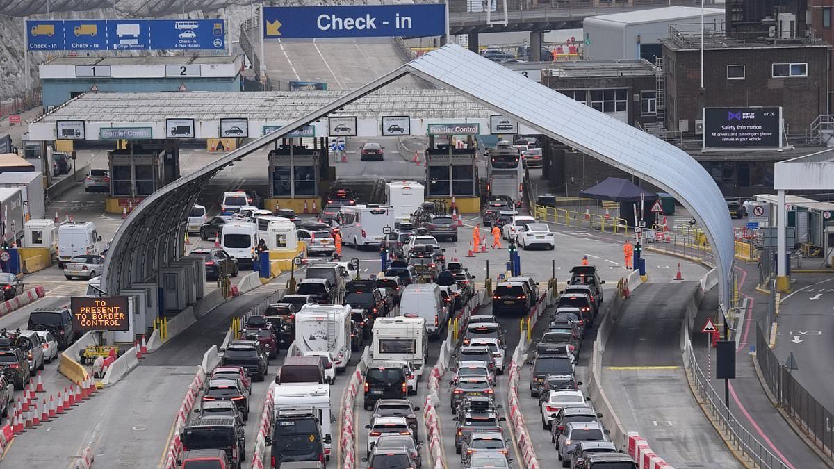 Big Summer Getaway begins with 10,000 cars set to queue at Dover amid fears of European entry system delays because the French have refused to switch on new kiosks