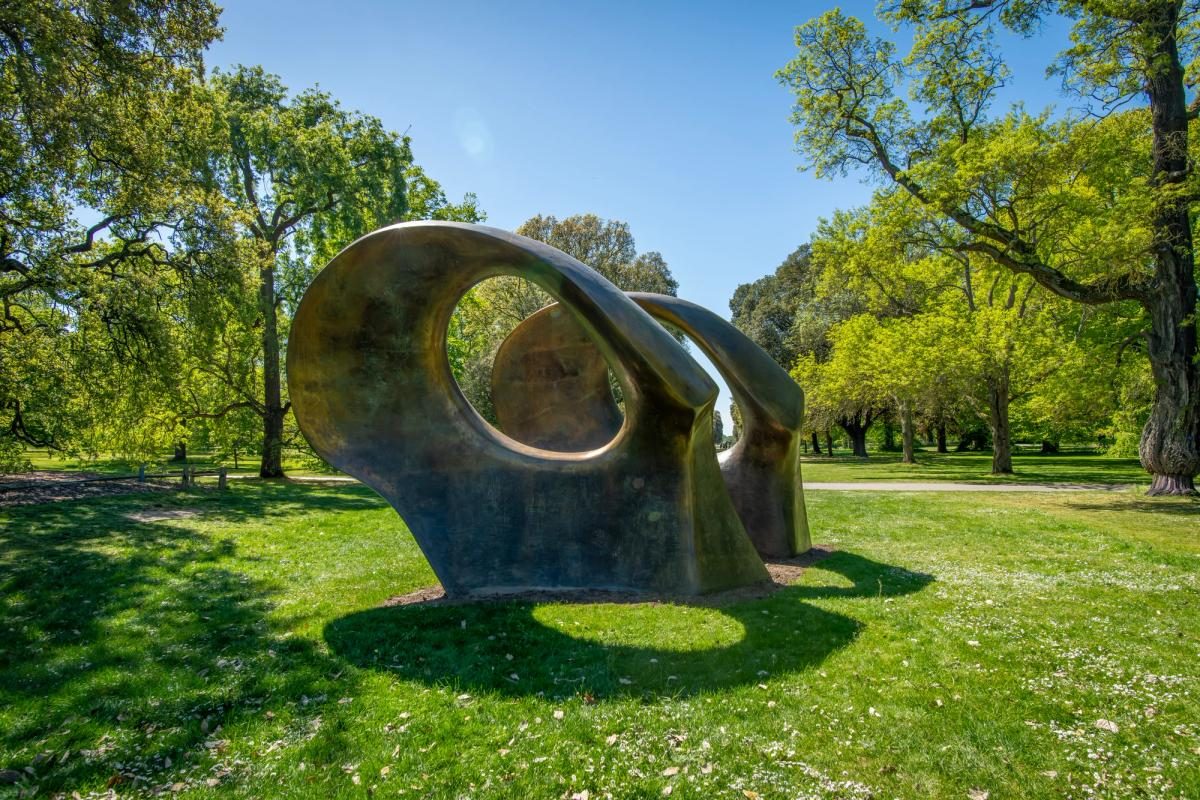 Comment | A Henry Moore exhibition at Kew highlights the uneasy relationship between art and nature