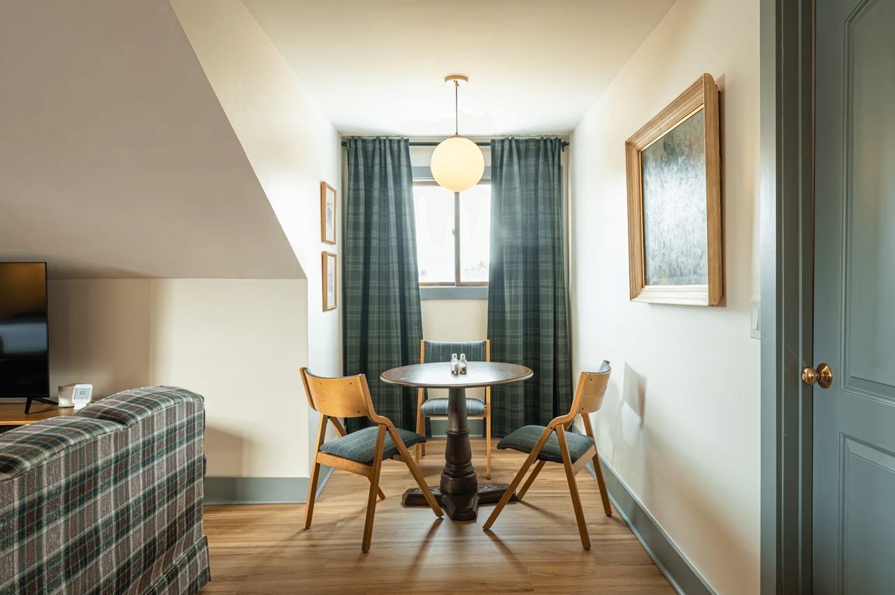 These Cheap Airbnbs Across the Country Cost Less Than $100 Per Night