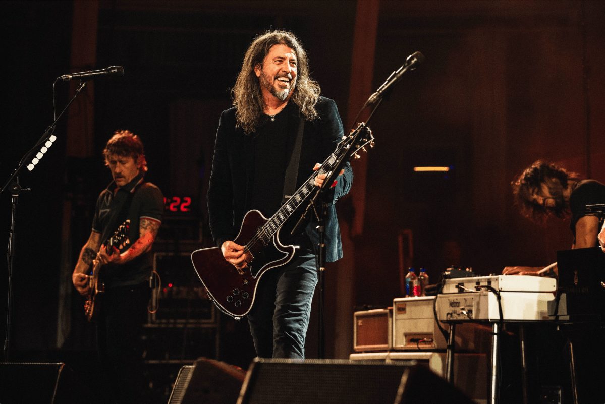 Foo Fighters Play Live Rarities With The Los Angeles Philharmonic