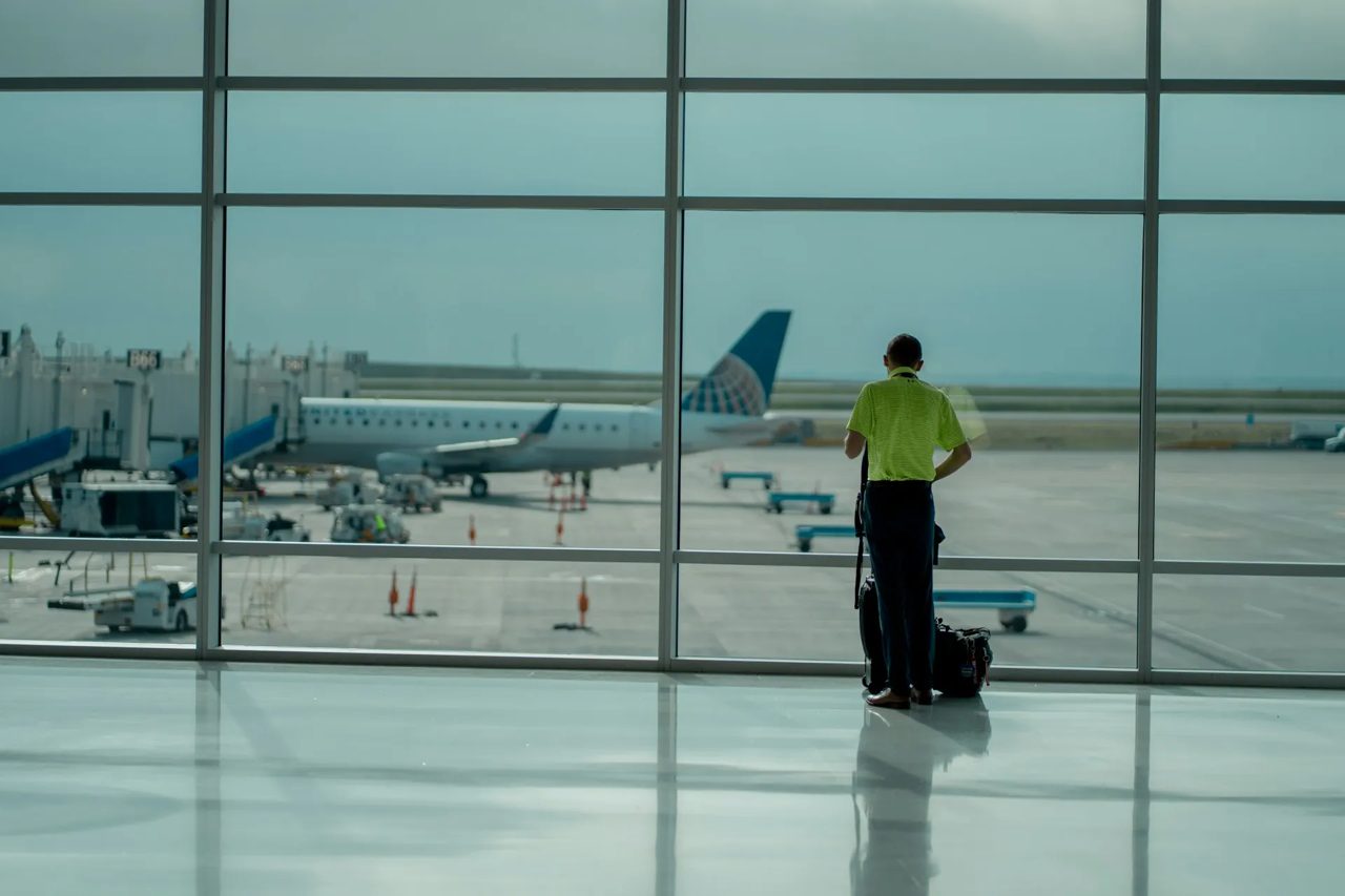 LATEST: Norway air traffic controller strike cancels flights as hundreds stranded overnight
