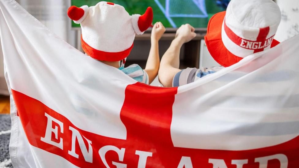 Tuchel wants young England fans to stay up for 1am World Cup clash - but should they?