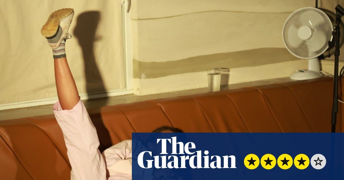 Kate Cheka: The Last Funny Woman review – pregnant standup calls for comedy industry to grow up