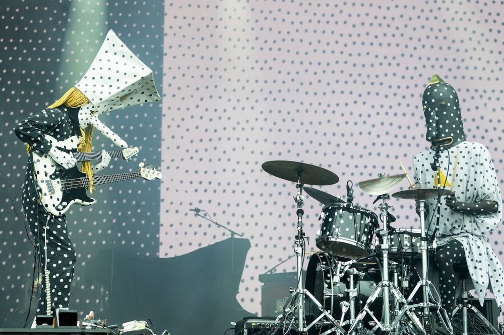 The 10 Best Things We Saw at the Very Wet, Very Muddy Riot Fest 2026: Review + Photos