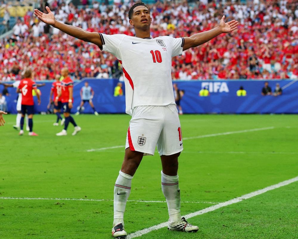 England survive Norway scare in 33C heat to reach World Cup semi-finals