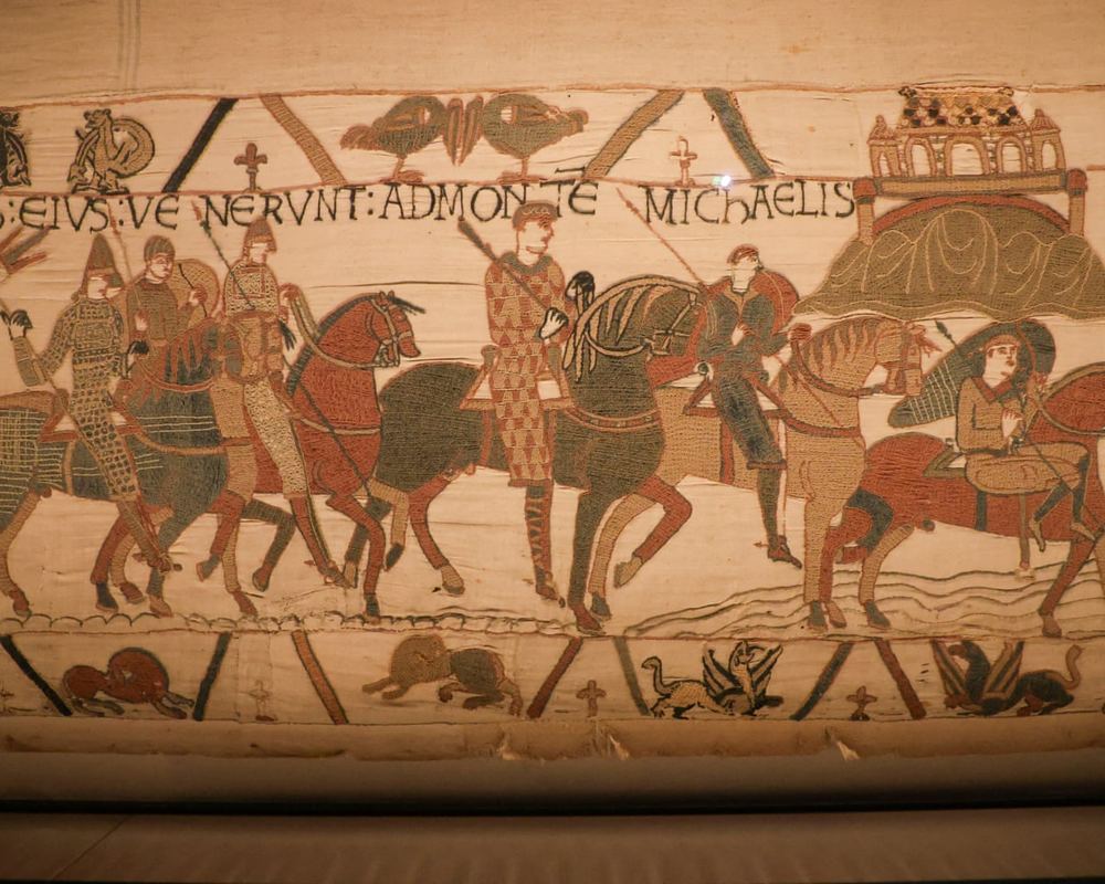 Bayeux tapestry tickets generate nine-hour online queues as public scramble for access