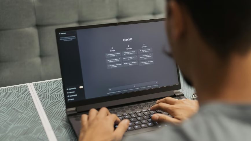 AI advice made people three times less accurate but twice as confident, researchers found