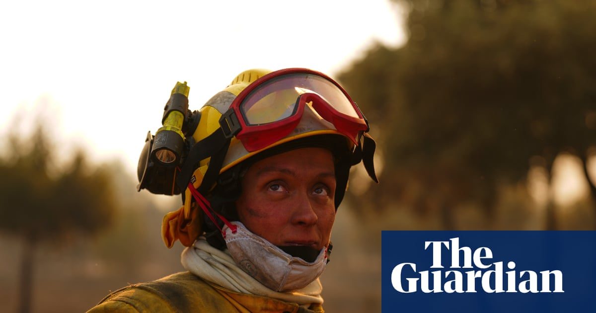 Spain wildfire burns 'out of extinguishing capacity' as fires engulf parts of Europe – video