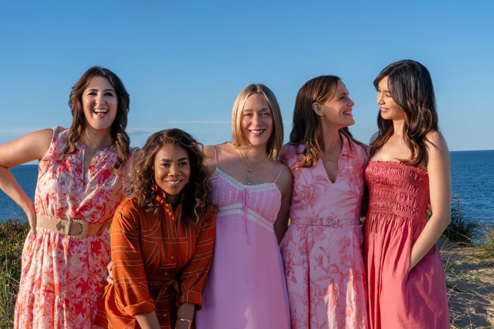 TV tonight: Jennifer Garner and Chloë Sevigny star in glossy girlie trip drama