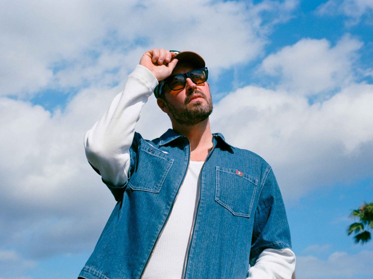 Hayden James teams up with Bipolar Sunshine on new tech-house single ‘For The Girls’ via broke Records: Listen