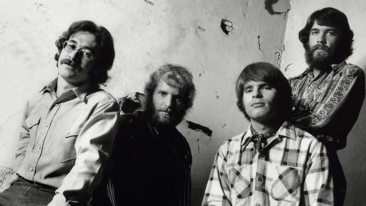 Fogerty reclaims Fortunate Son rights and condemns its political misuse