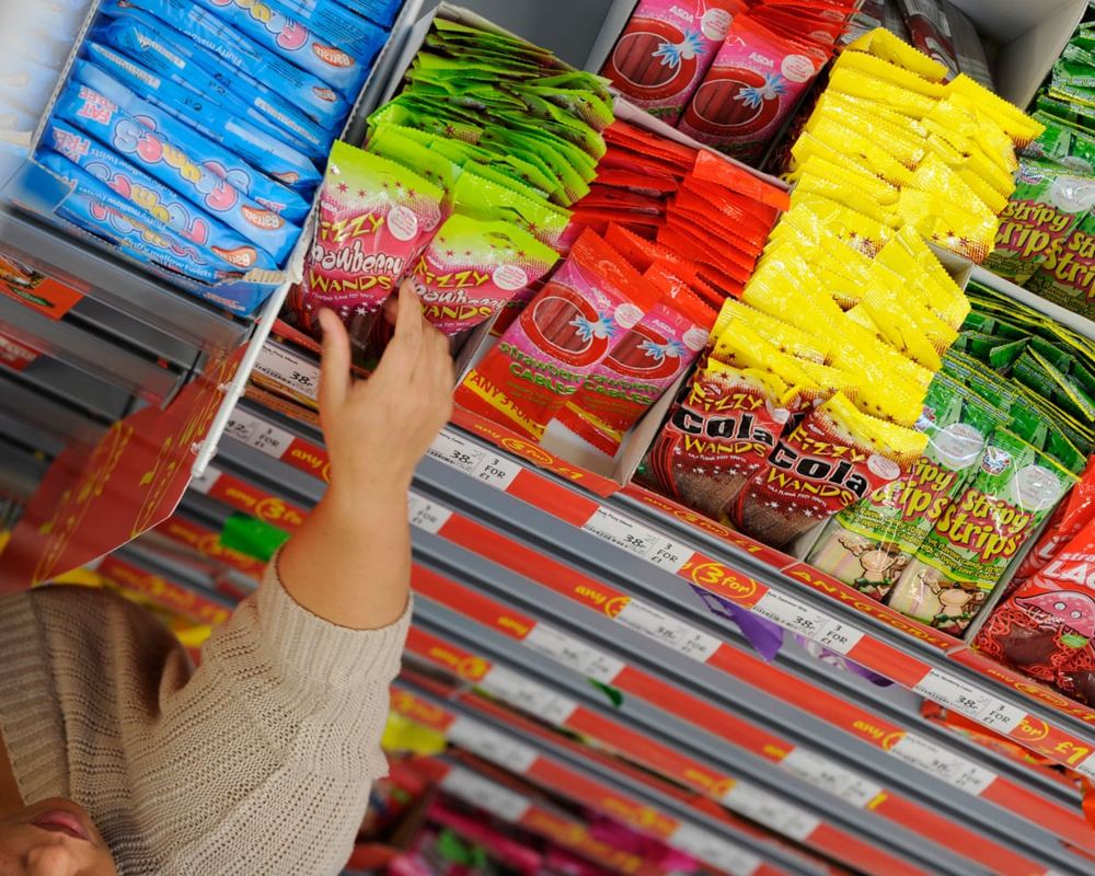 UK MPs target food retailers with turnover fines and ad bans
