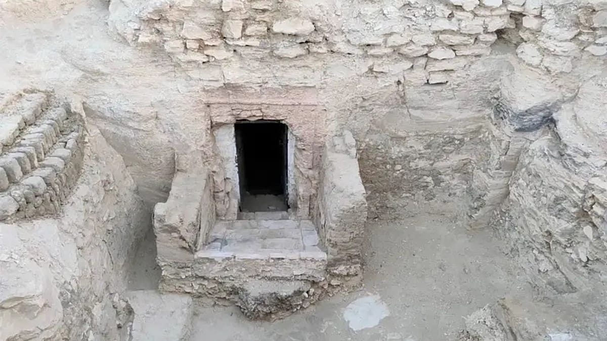 3,000-year-old Egyptian tomb with vivid afterlife paintings uncovered near Luxor