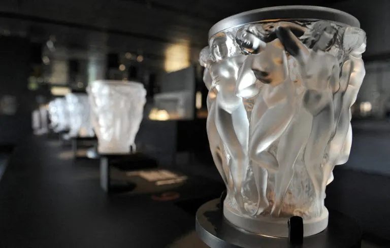 Jewellery worth millions stolen in French museum burglary
