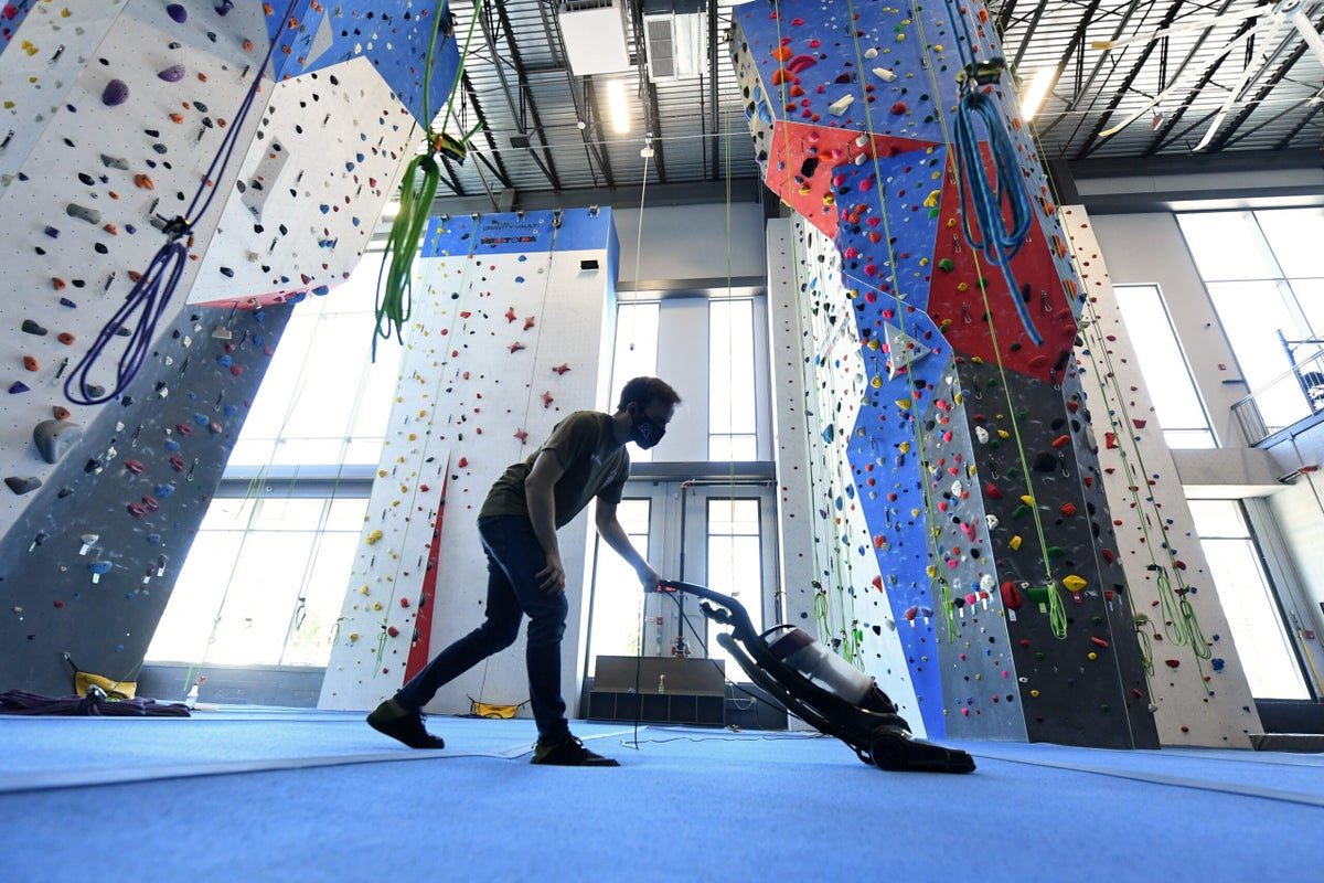 Climbing Gym Union Asks USA Climbing and The North Face to Pick a Side in Labor Disputes